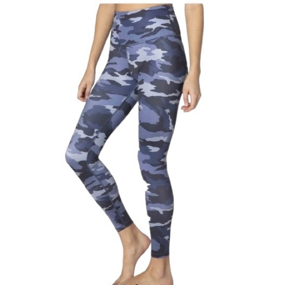 High-Waist Blue Camo Leggings - Women Pants & Jumpsuits